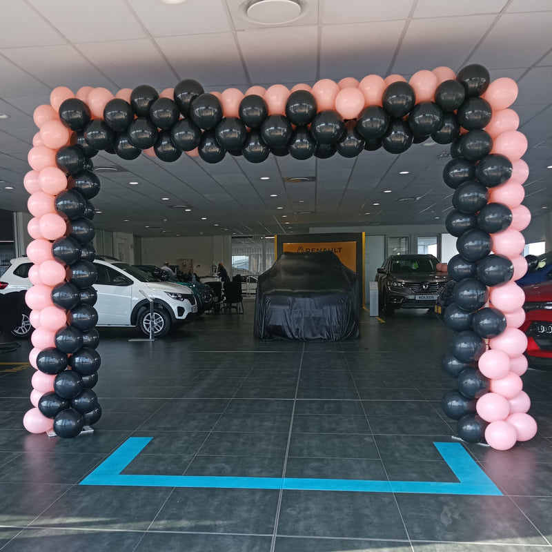 Square Diagonal Stripe Balloon Arch | Balloon Décor Gauteng
